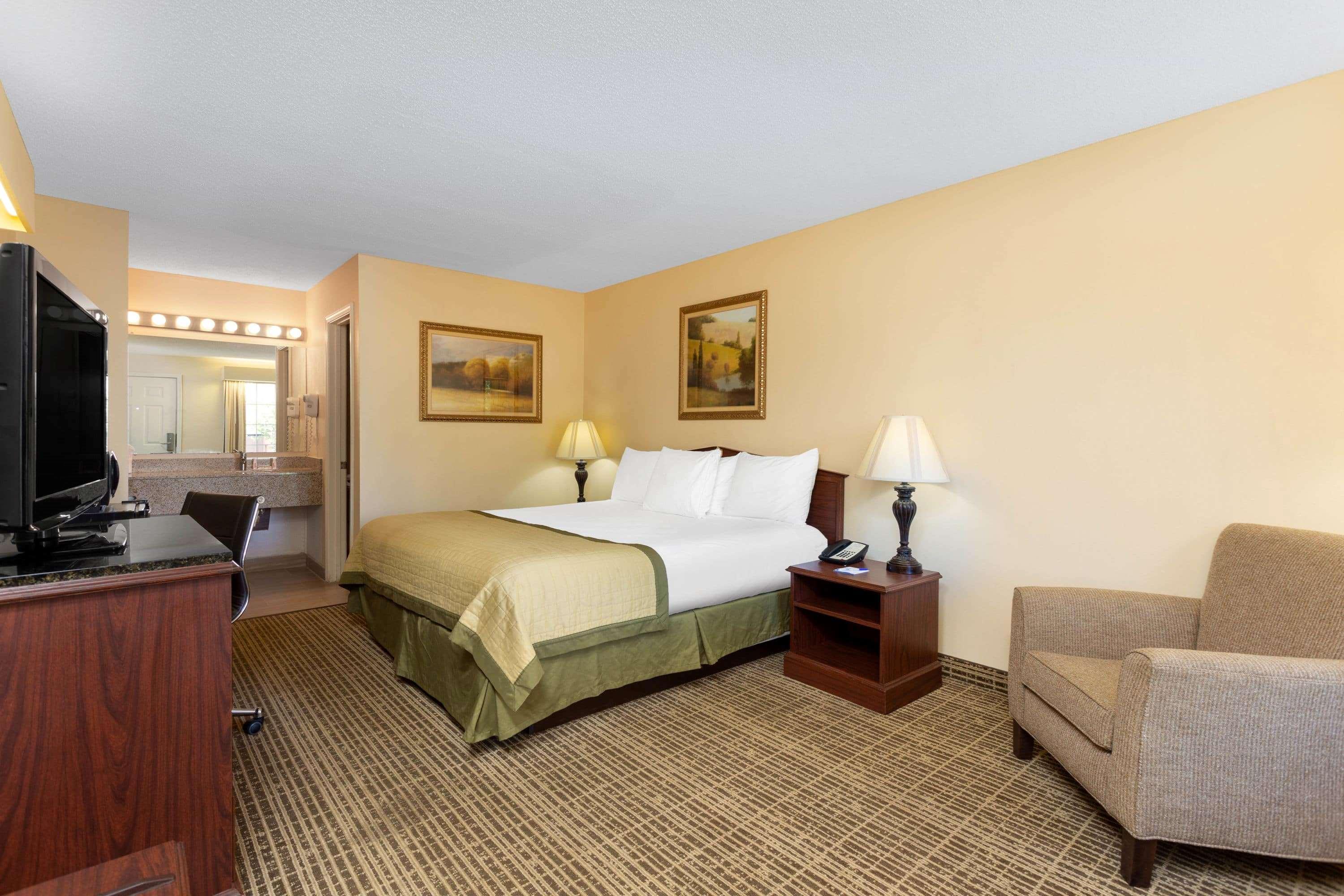 Baymont By Wyndham Easley/Greenville Экстерьер фото